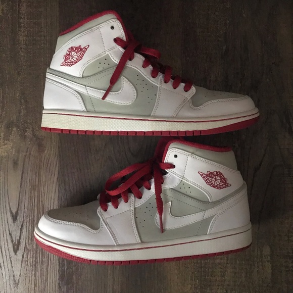 Jordan Other - Air Jordan 1 Mid 8Mens